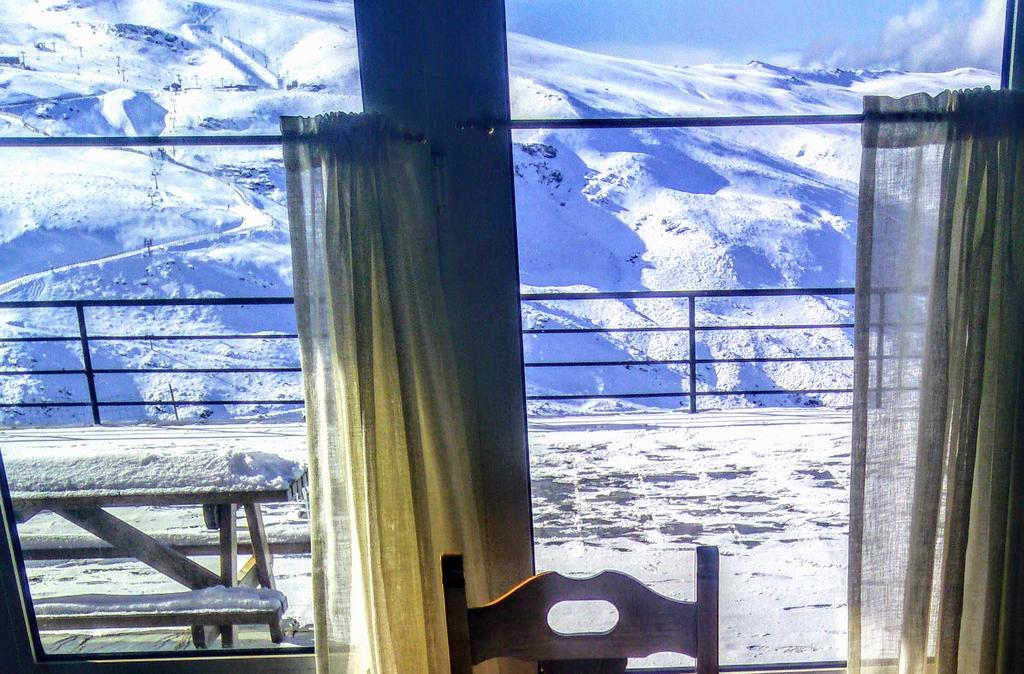 Hotel Montesol Arttyco Sierra Nevada Exteriör bild